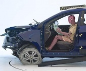 2010 Hyundai Tucson IIHS Frontal Impact Crash Test Picture